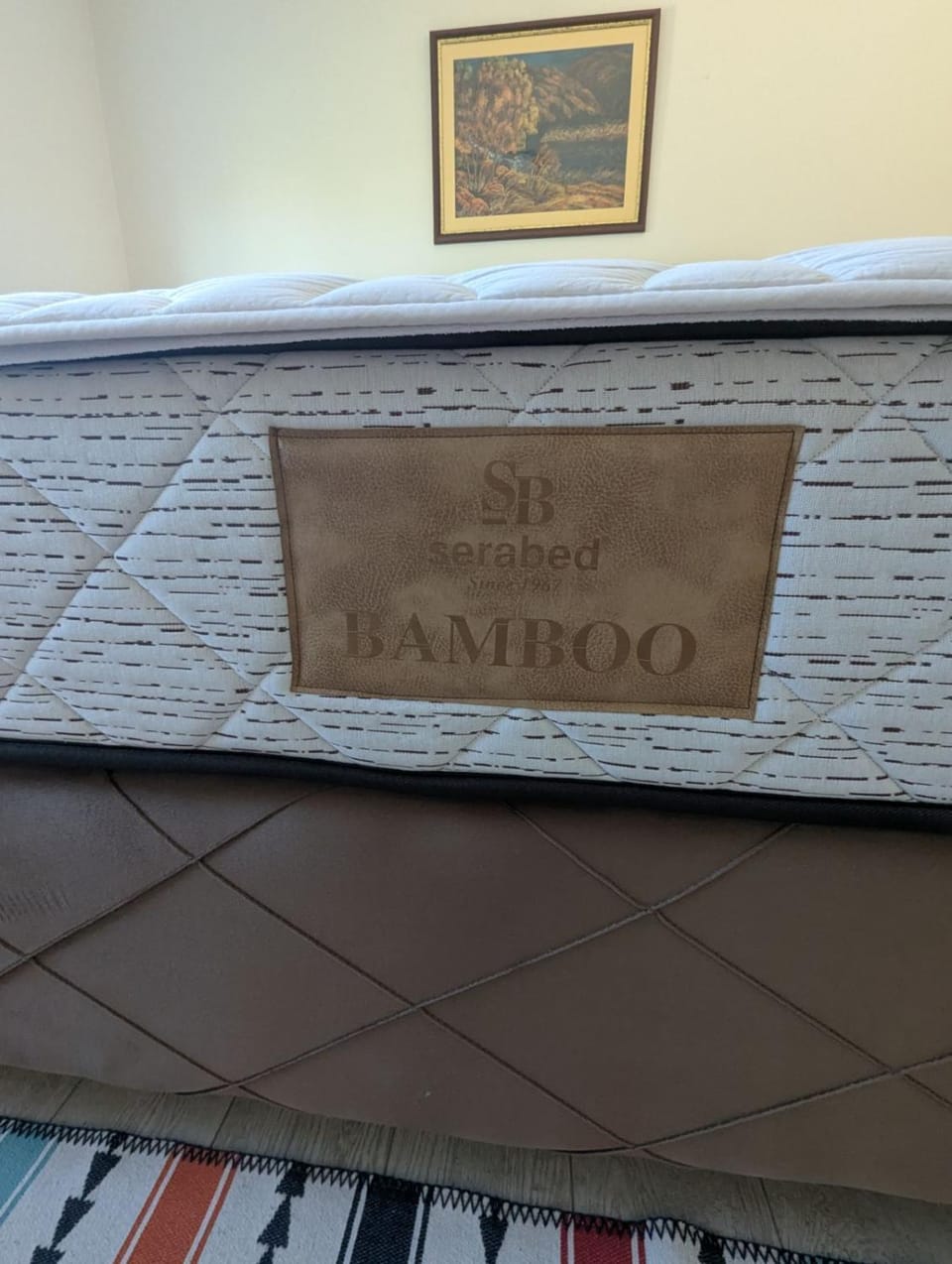 Bed, Text overlay