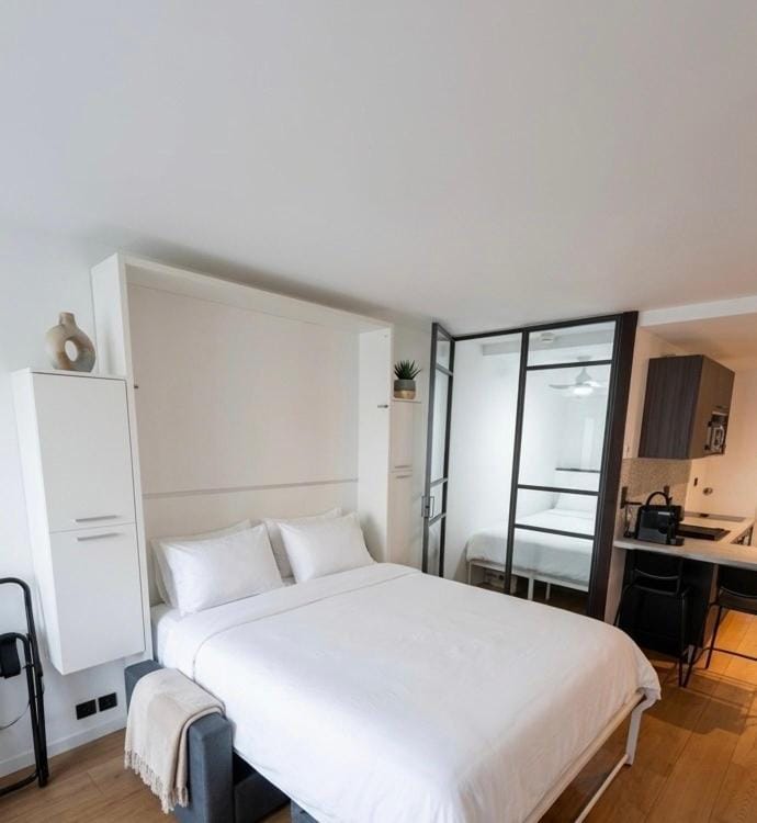 Miramar Studio front de mer Biarritz - Spa & Thalasso Apartment in Biarritz