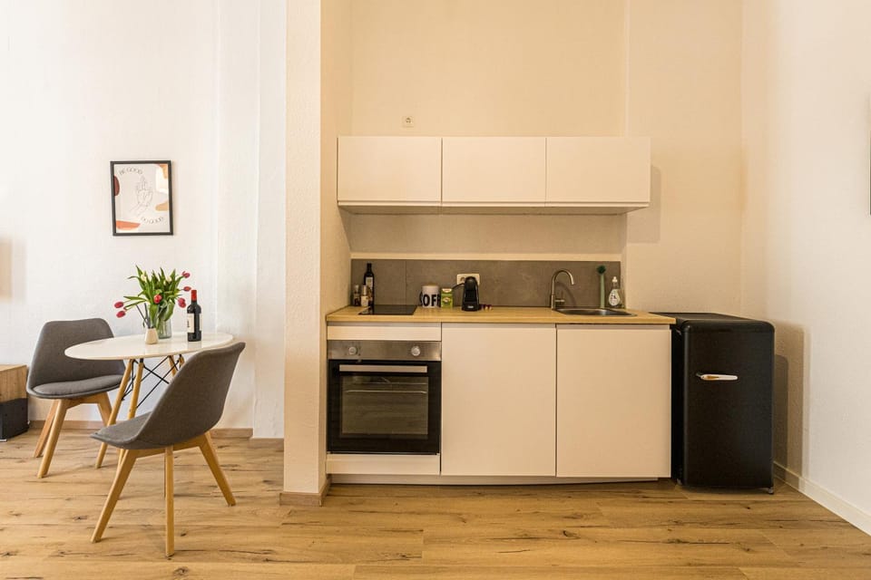 Coffee/tea facilities, Kitchen or kitchenette, Dining area, pet friendly