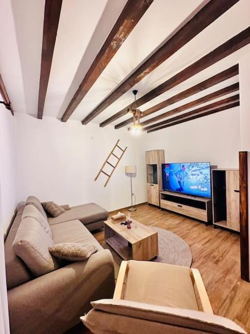 Hanul Cu Mesteceni House in Romania