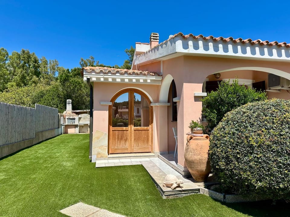 Property building, Garden, Garden view