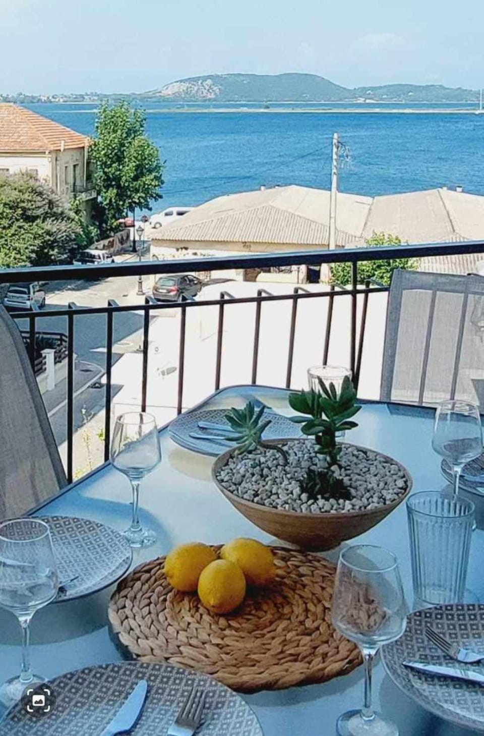 Sea flight Apartment in Peloponnese, Western Greece and the Ionian