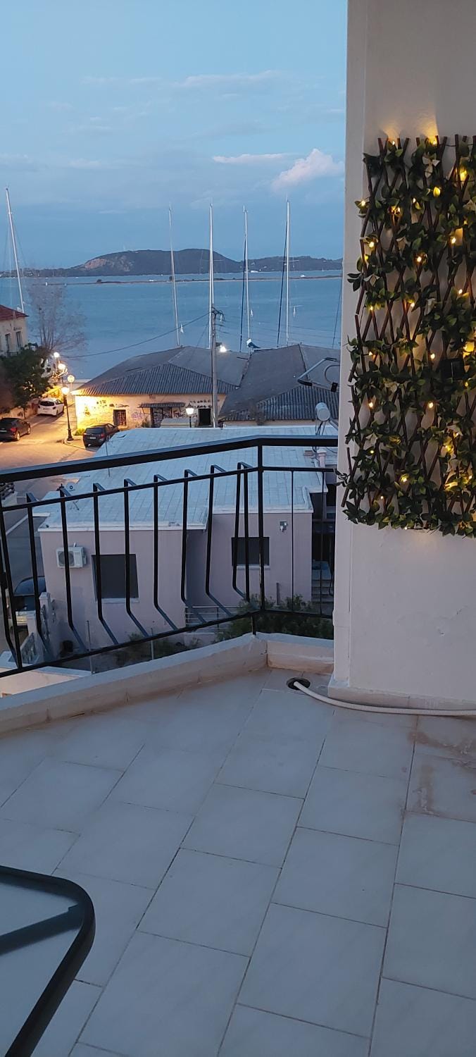Sea flight Apartment in Peloponnese, Western Greece and the Ionian