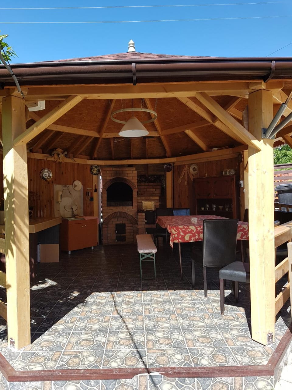 Pensiunea BRADU Bed and Breakfast in Romania