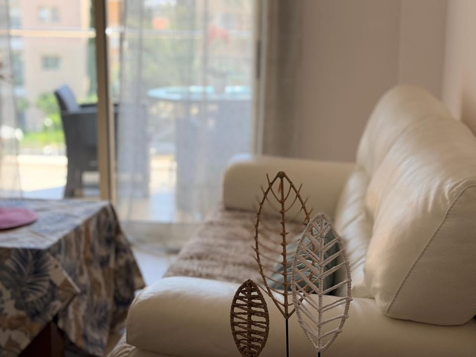 Elysia Park pool view apartment Apartment in Yeroskipou