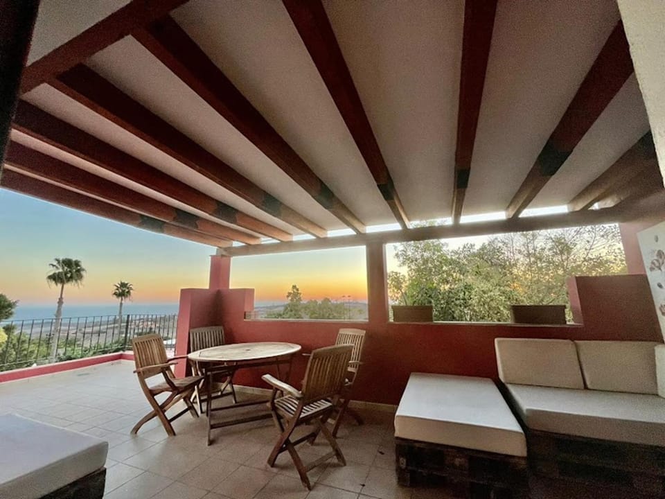 Patio, Balcony/Terrace, furniture