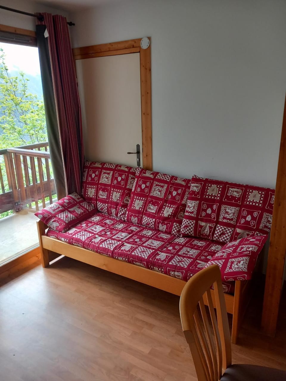Communal lounge/ TV room, Living room