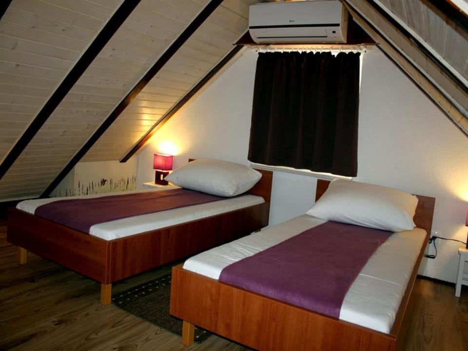 TV and multimedia, Bedroom