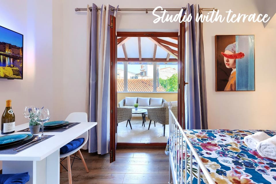 Bed, Balcony/Terrace, Photo of the whole room