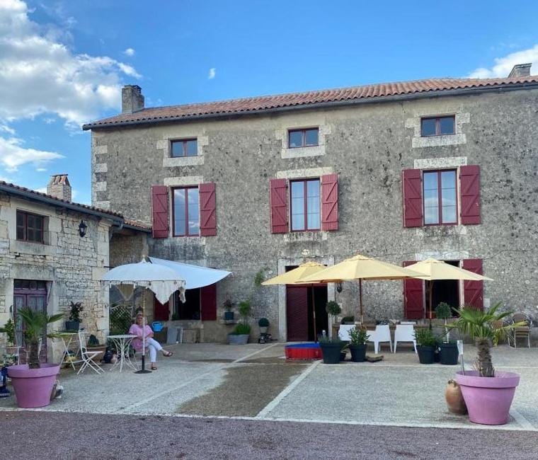 La Tuilerie Bed and Breakfast in Nouvelle-Aquitaine