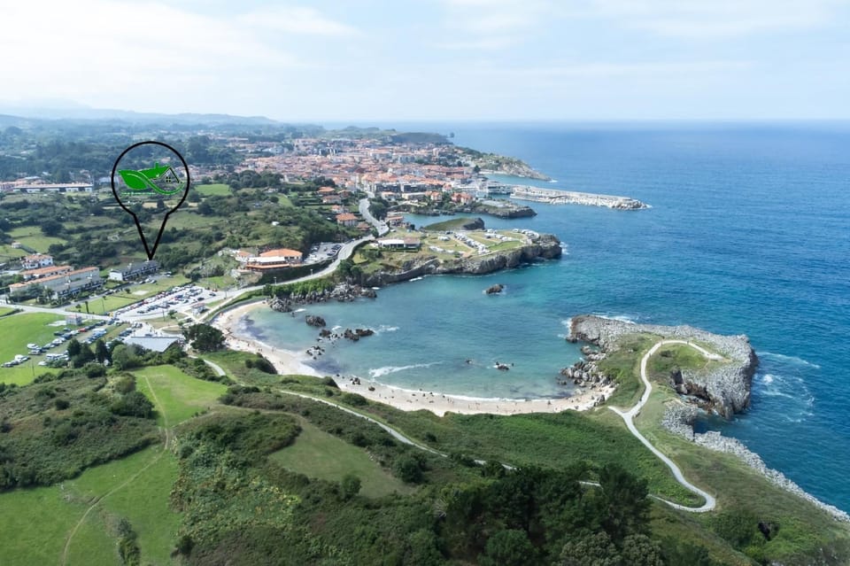 Nearby landmark, Bird's eye view