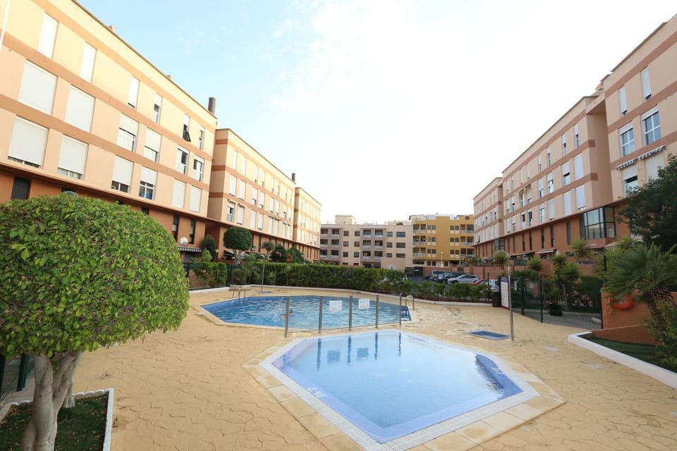 Property building, Swimming pool