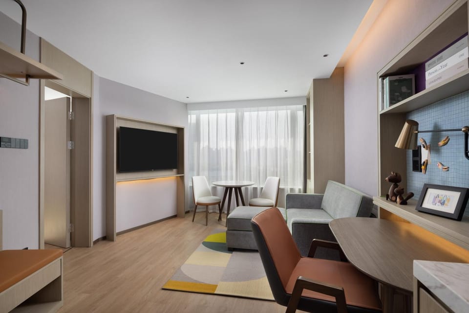 TV and multimedia, Living room, hair dresser