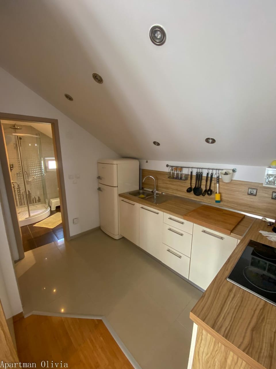 Kitchen or kitchenette, dishwasher, pet friendly, stove