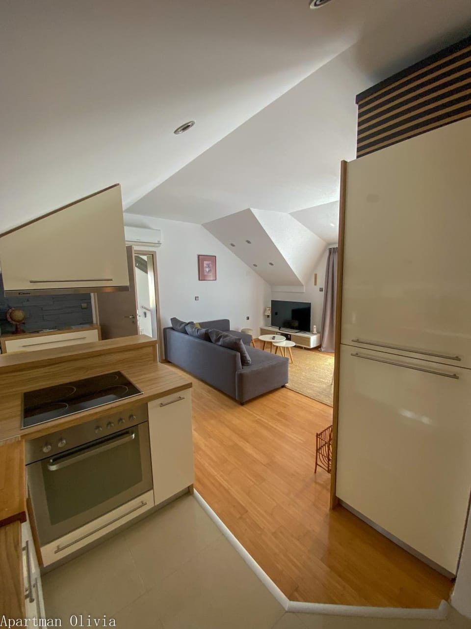Kitchen or kitchenette, pet friendly, stove