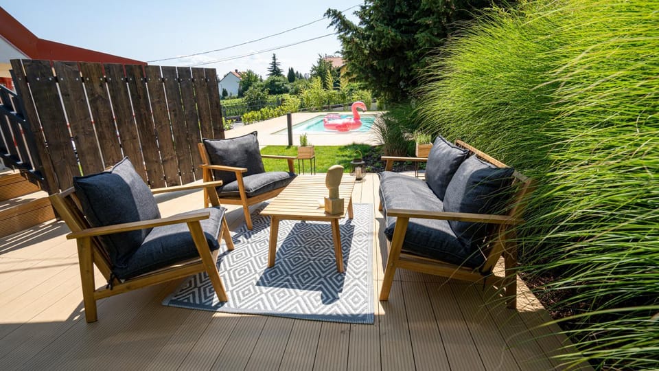 Garden, Balcony/Terrace