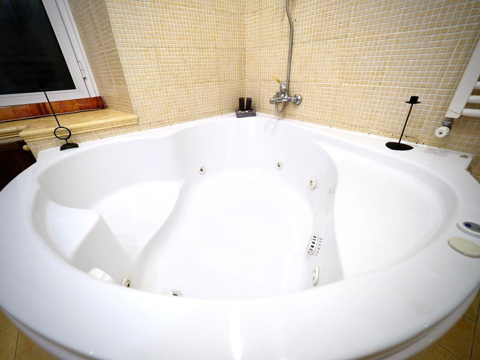 DIMORA DELLE CAMELIE - Acquario - GENOVABB IT Apartment in Genoa