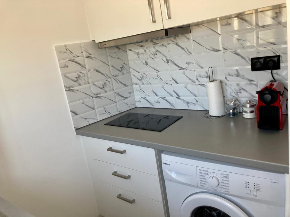 Coffee/tea facilities, Kitchen or kitchenette