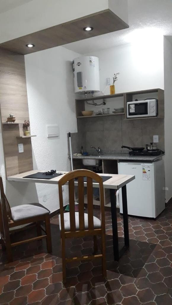 Dining area, minibar