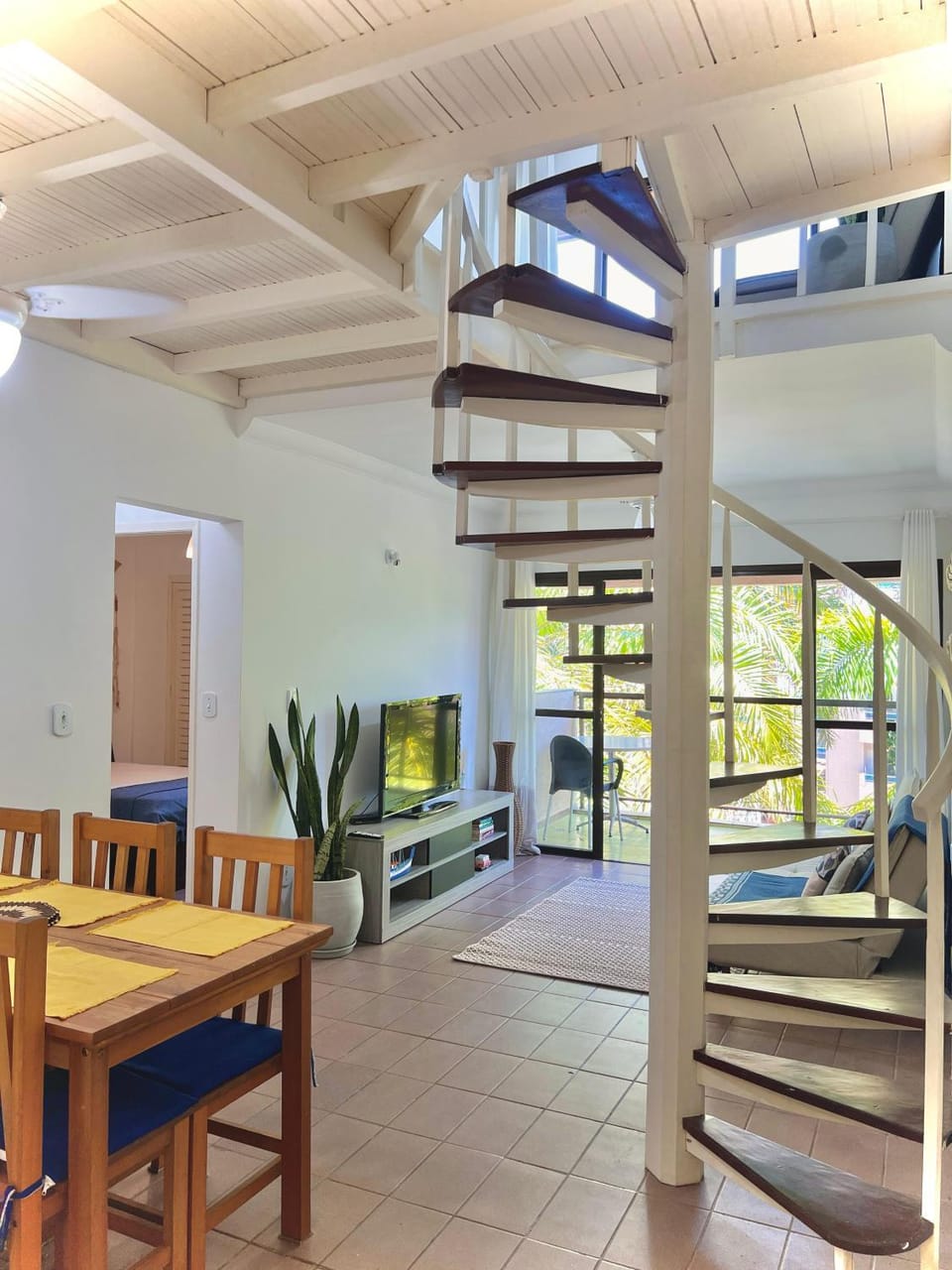 View (from property/room), View (from property/room), Living room, Bedroom