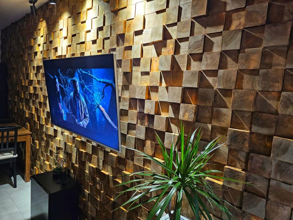 Communal lounge/ TV room, TV and multimedia