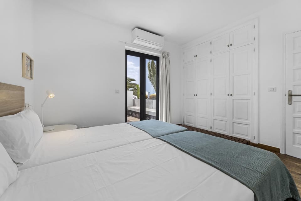 Casahost Casa Caracola Apartment in Costa Teguise