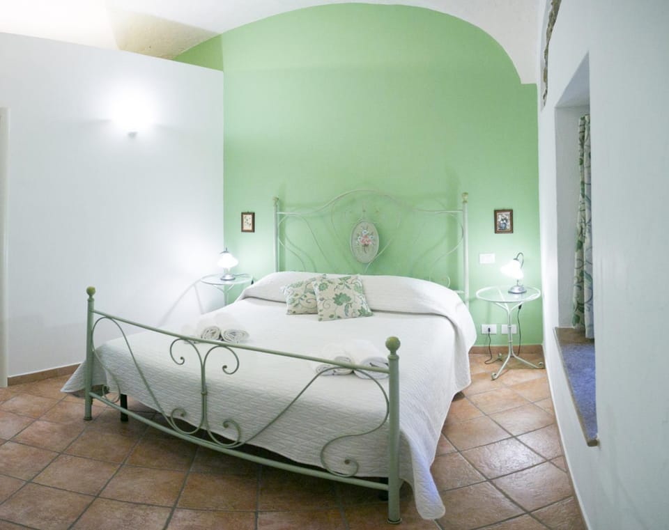 Bedroom, Landmark view
