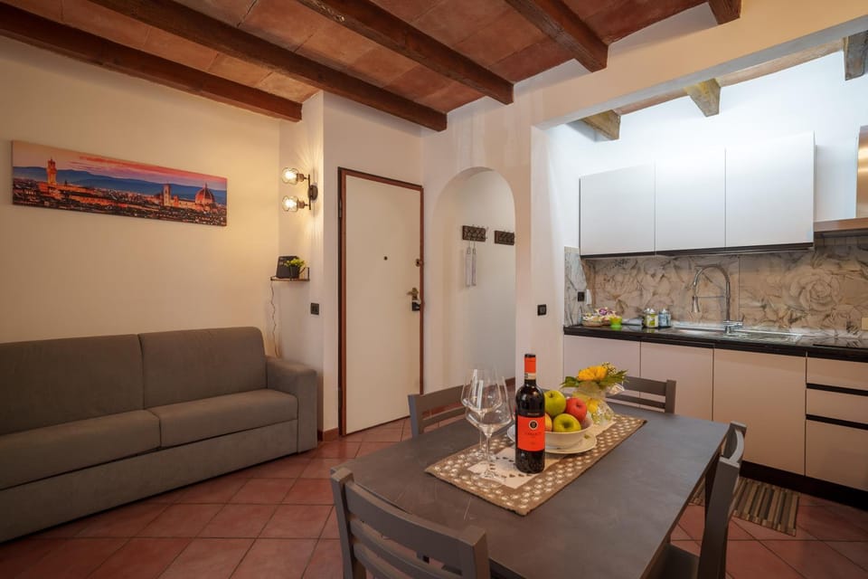 Kitchen or kitchenette, Living room