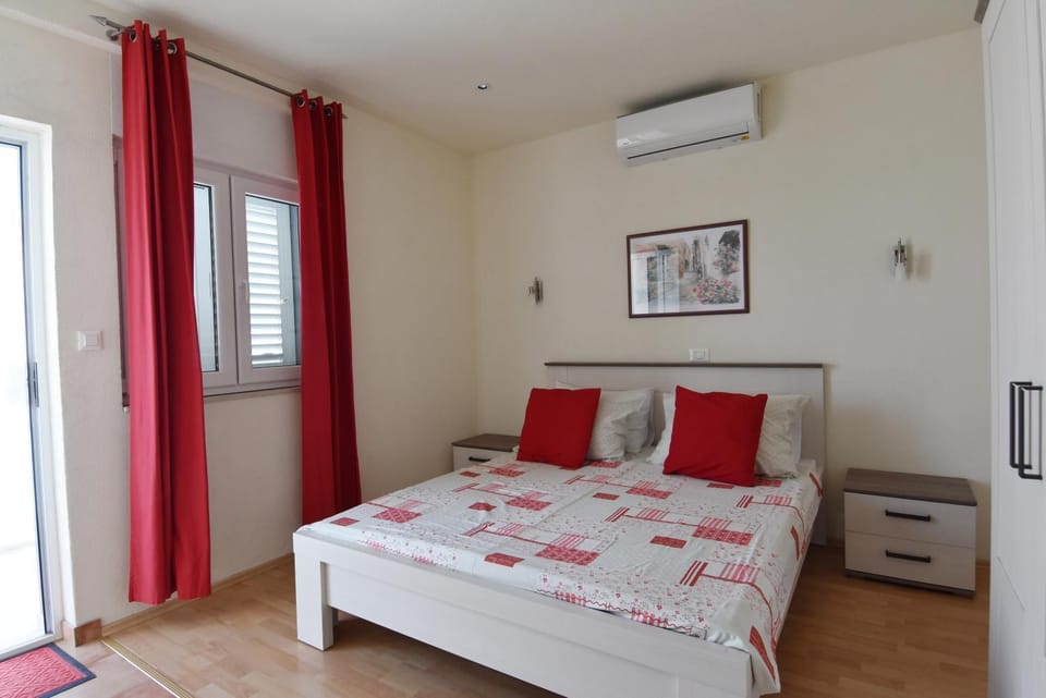 Apartment natalia Apartment in Split-Dalmatia County
