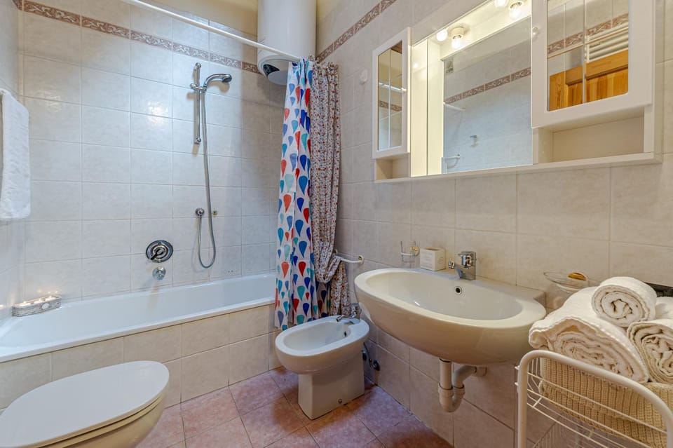 LA LEITERY DU MONT BLANC 2 - Accogliente e centrale - COUR 0141 Apartment in Courmayeur