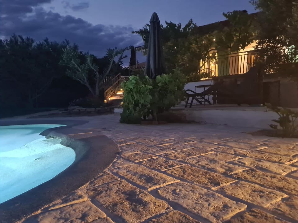 Night, Swimming pool