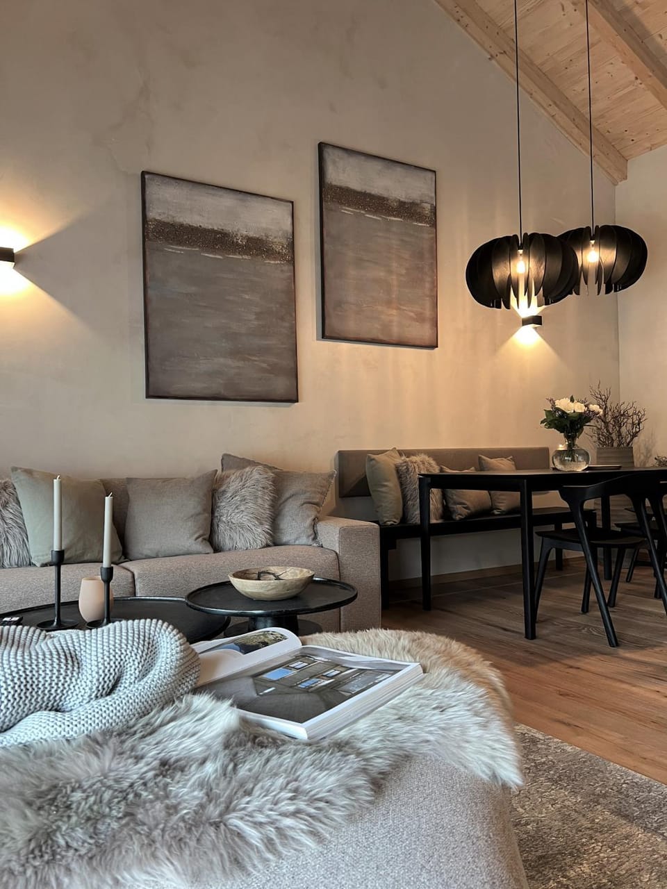 Living room, Seating area, Dining area