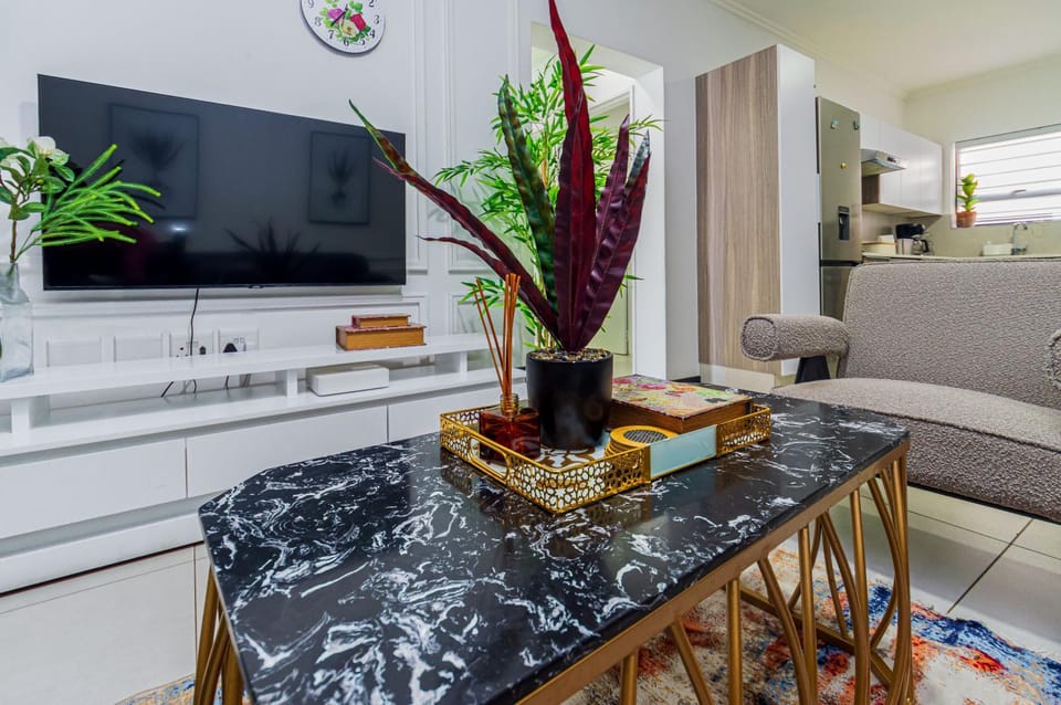 Luxurious sandton apartment with Inverter Apartment in Sandton