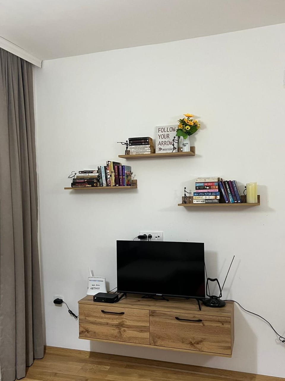 Communal lounge/ TV room, Library, TV and multimedia, Evening entertainment