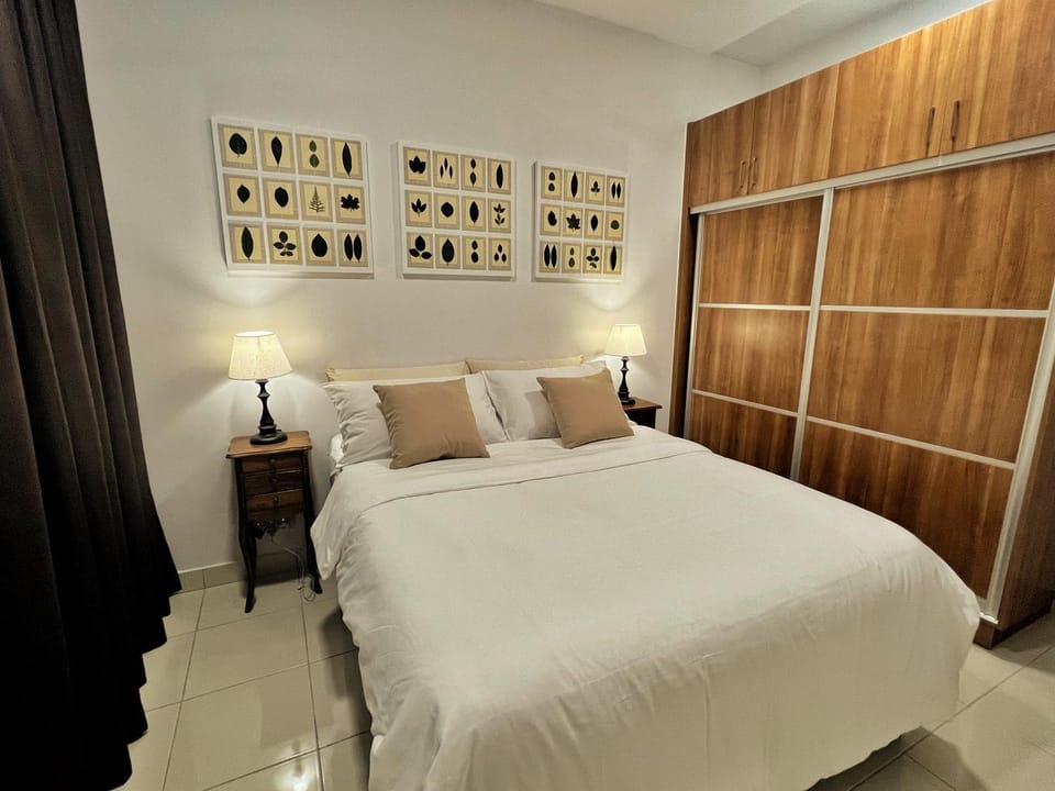 Bedroom, air conditioner