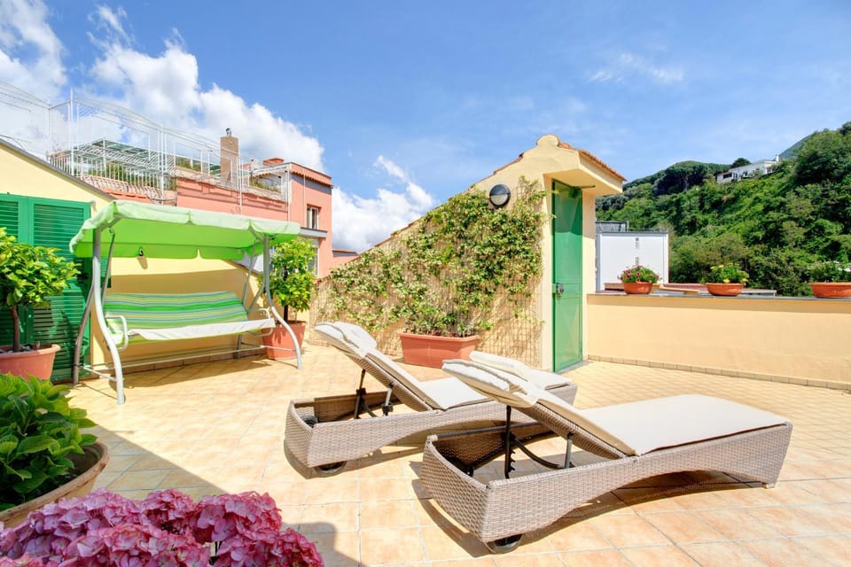 Balcony/Terrace, Balcony/Terrace