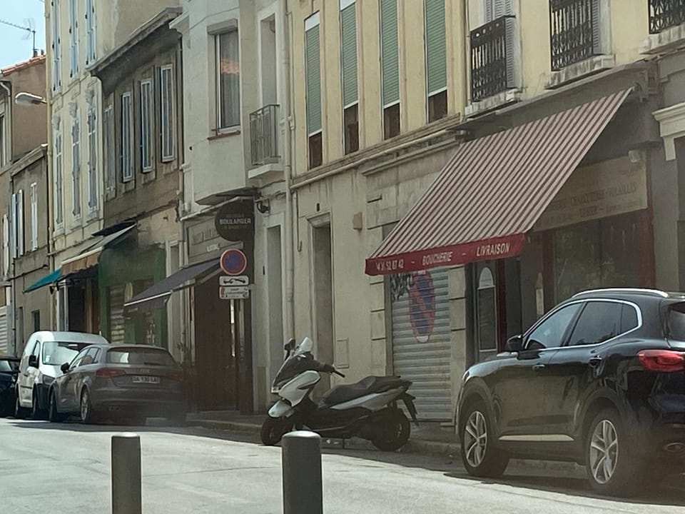 BEAU T2 BOMPARD ENDOUME Apartment in Marseille