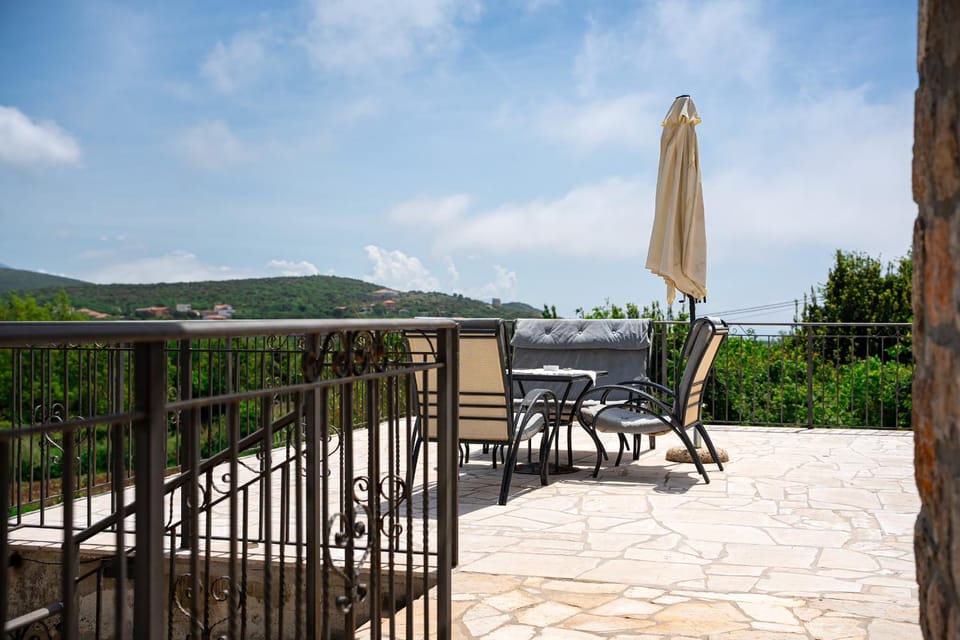 Natural landscape, View (from property/room), Balcony/Terrace, Mountain view