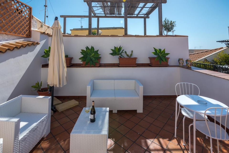 Patio, Balcony/Terrace