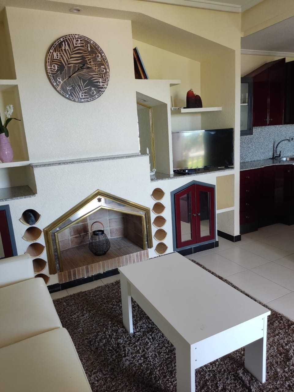 Communal lounge/ TV room