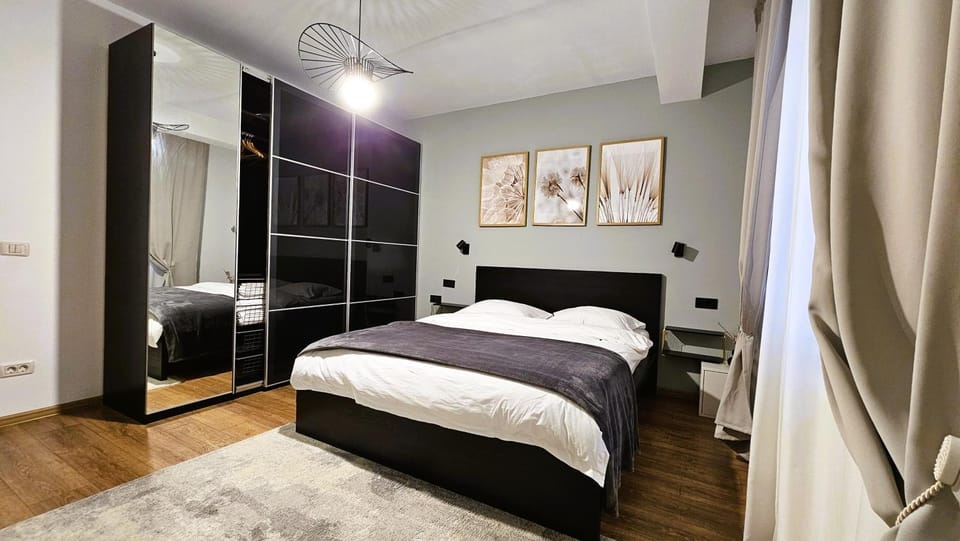 Bed, Bedroom, wardrobe