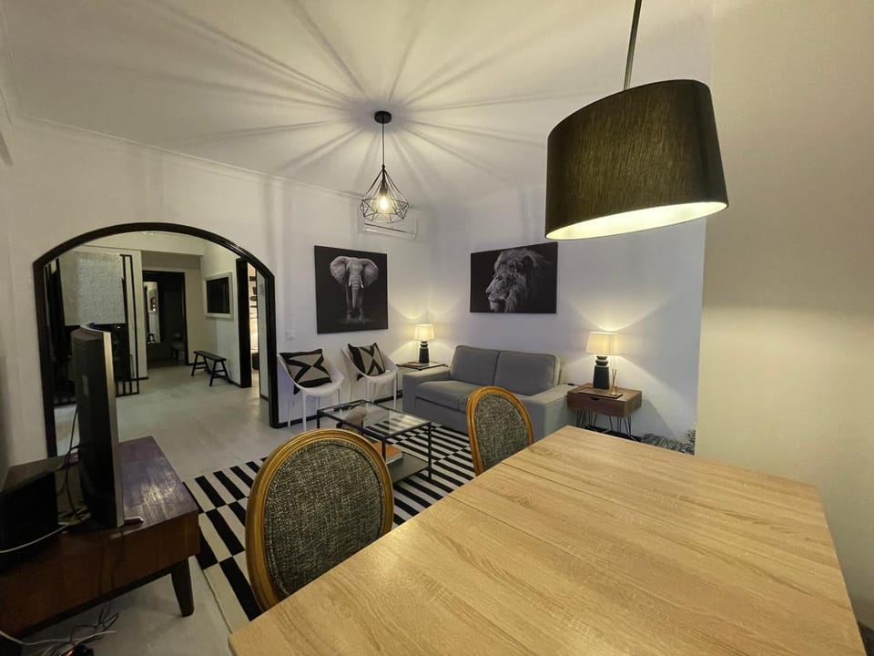 TV and multimedia, Living room, air conditioner