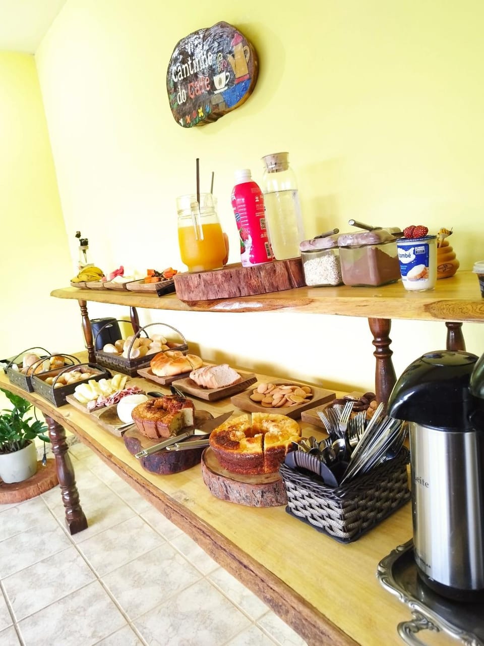 Food and drinks, Breakfast, Buffet breakfast