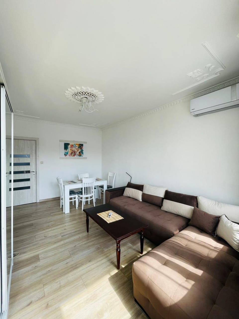 Просторен апартамент Apartment in Varna