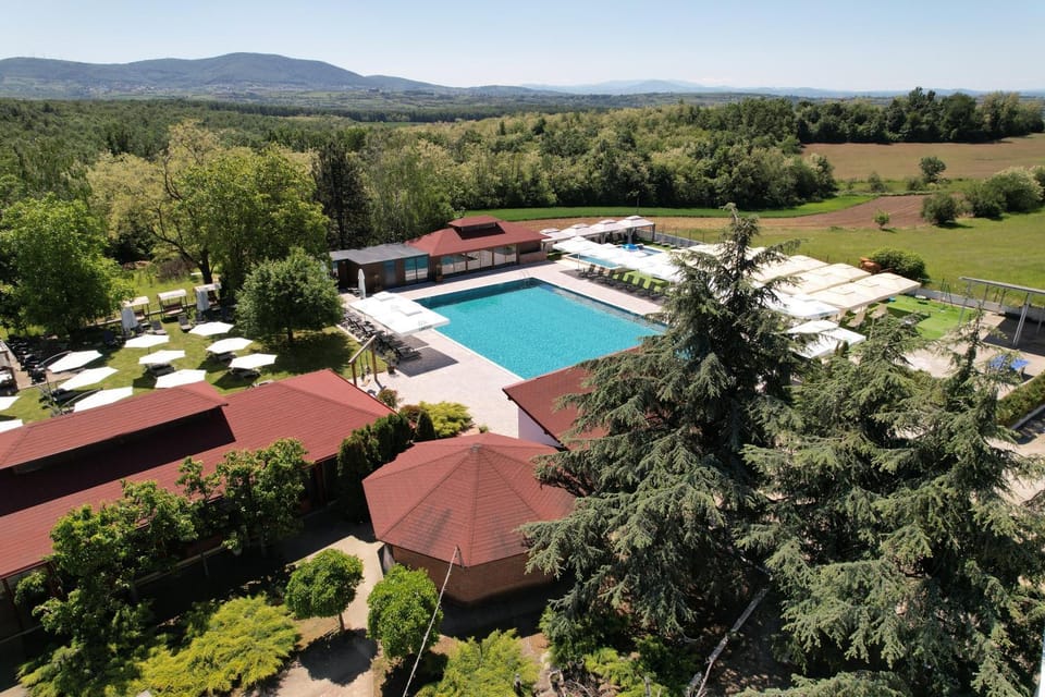 View (from property/room), Pool view