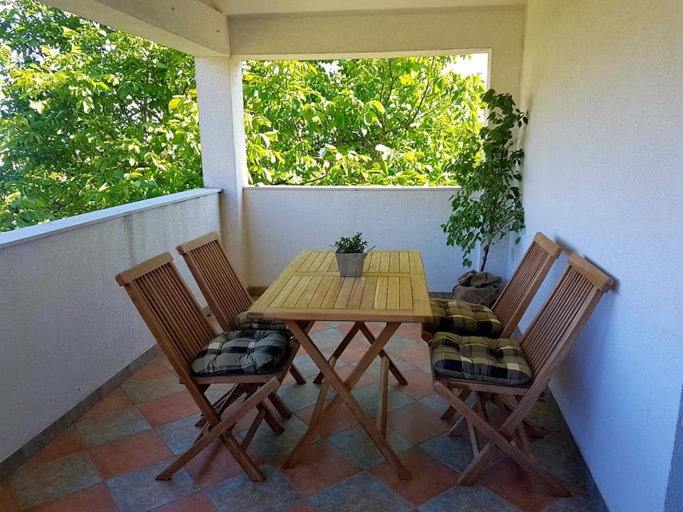 Spring, Winter, Summer, Garden, Balcony/Terrace, Dining area, Garden view, Sea view