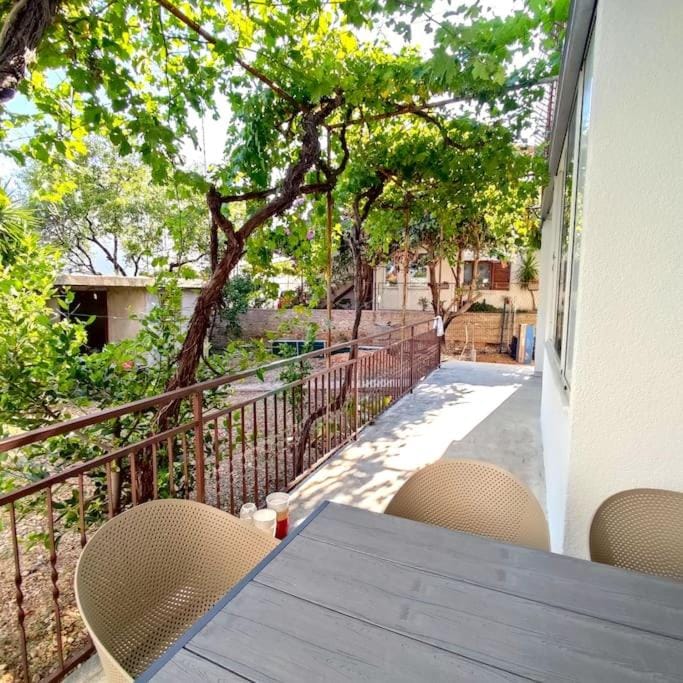 Carlissima Garden Apartment in Trogir