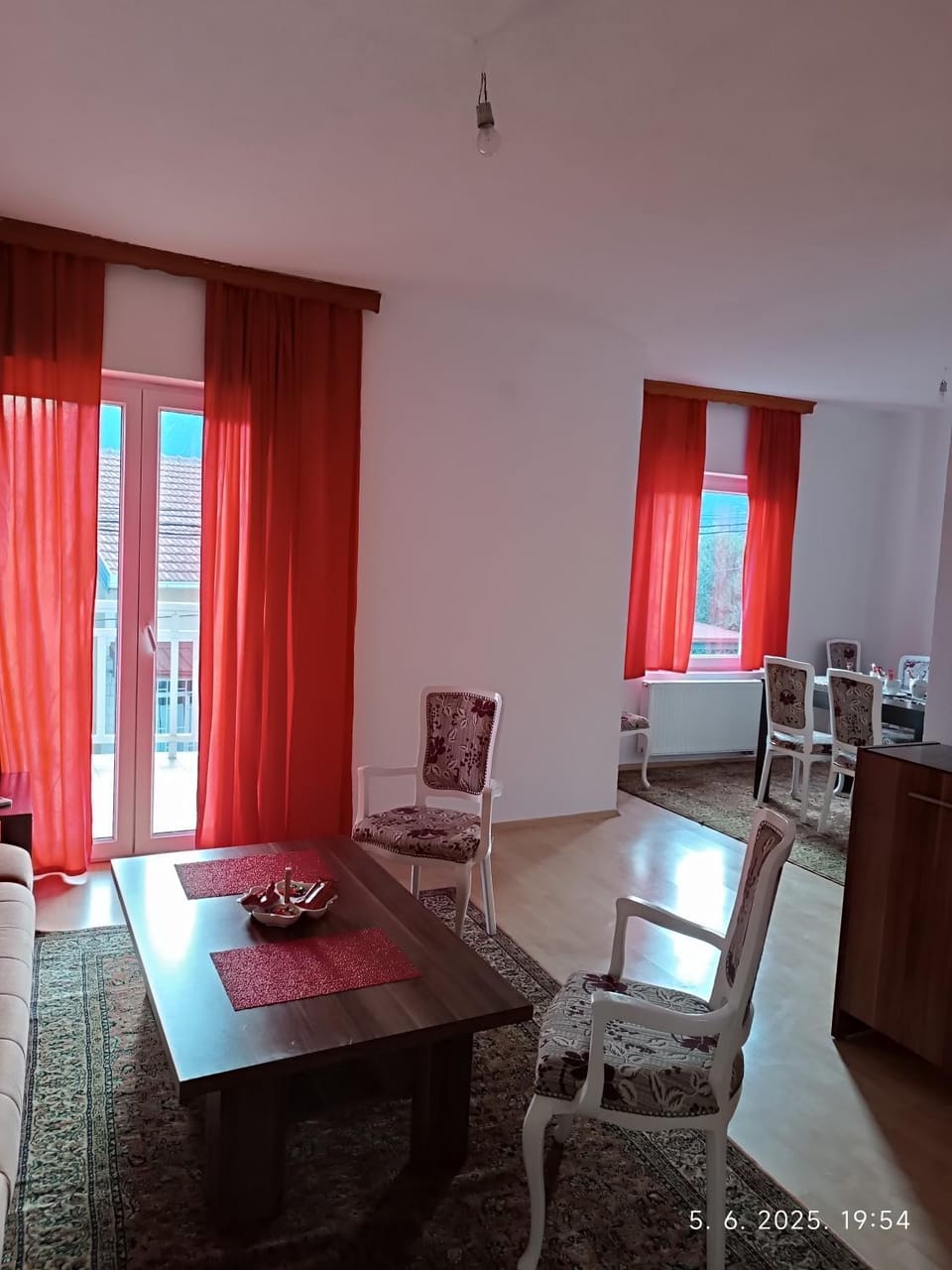 Kitchen or kitchenette, Living room, Dining area