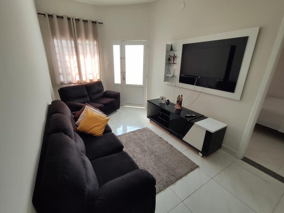 Communal lounge/ TV room, Living room, Seating area