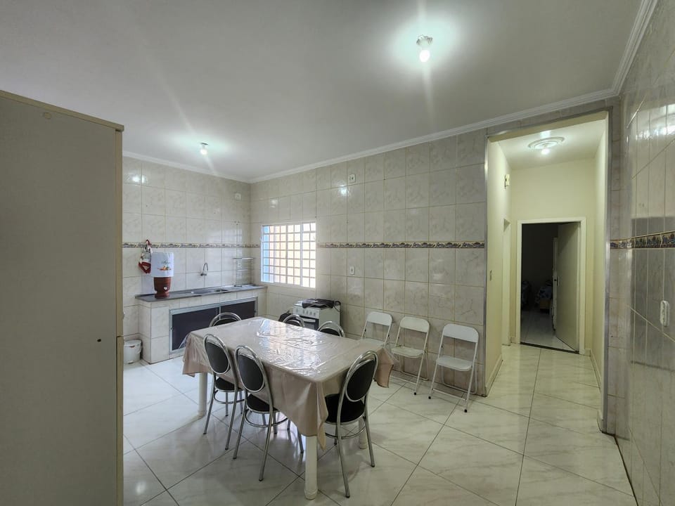Dining area, oven, stove